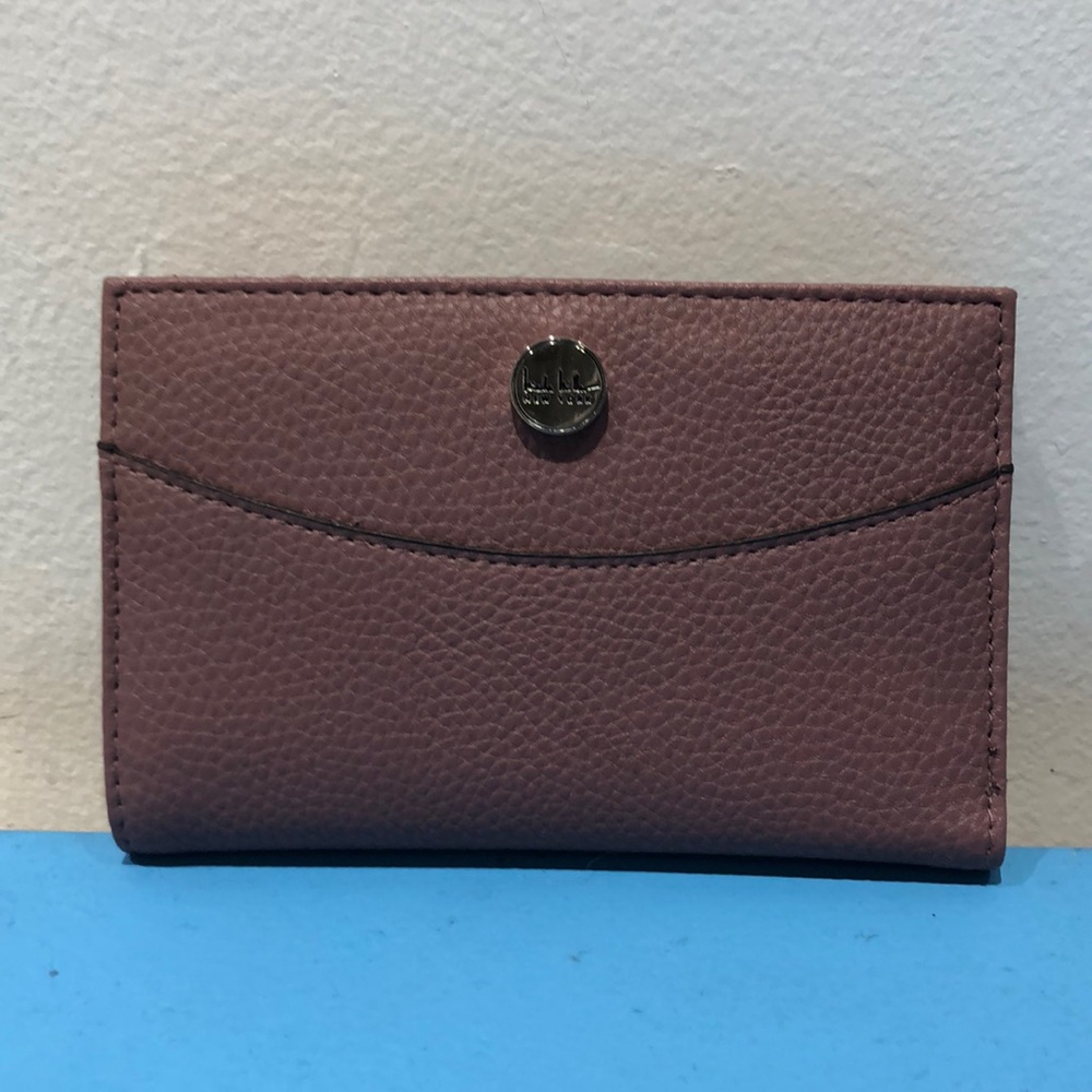 NEW! Nicole Miller Wallet